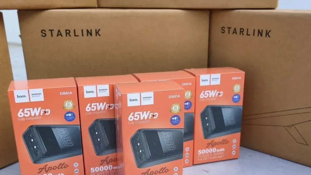 Starlink Mini kits and batteries handed over by Borodianka to the military. Photo: Borodianka settlement council