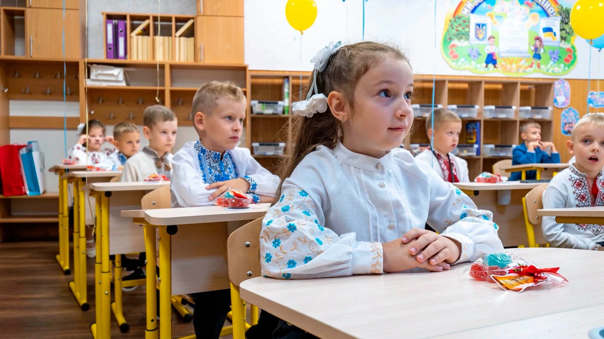 Учні на уроці в школі Бучанської громади
