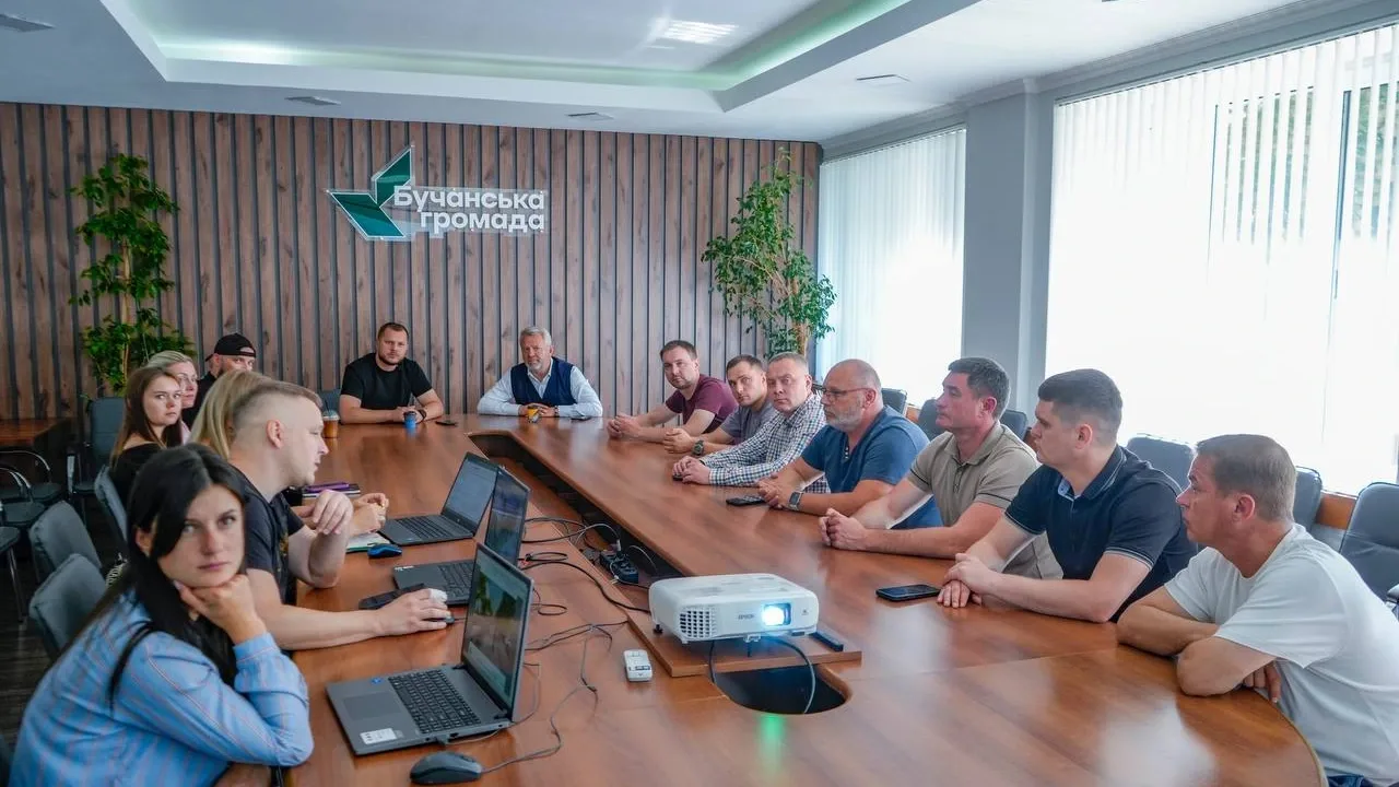 Робоча нарада щодо проєкту «Рух без барʼєрів» у Бучанській міській раді, серпень 2025 року
