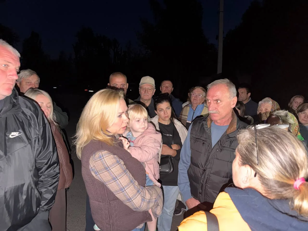 A meeting with Dibrova residents on 29 September