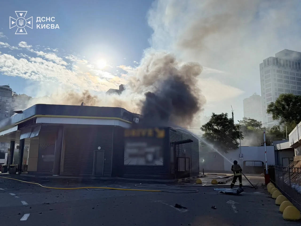 Smoke after an enemy strike. Illustrative photo