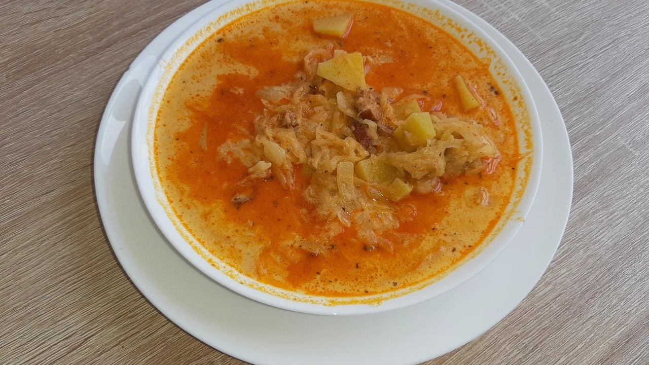 Zelňačka, a Czech sauerkraut soup. Illustrative photo