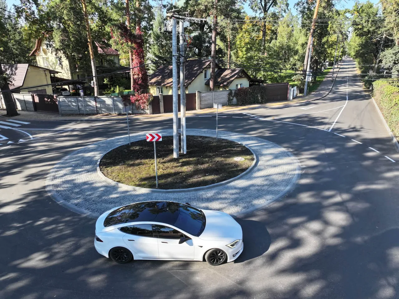The new roundabout at the Tiachivska and Kyievo-Myrotska junction in Bucha