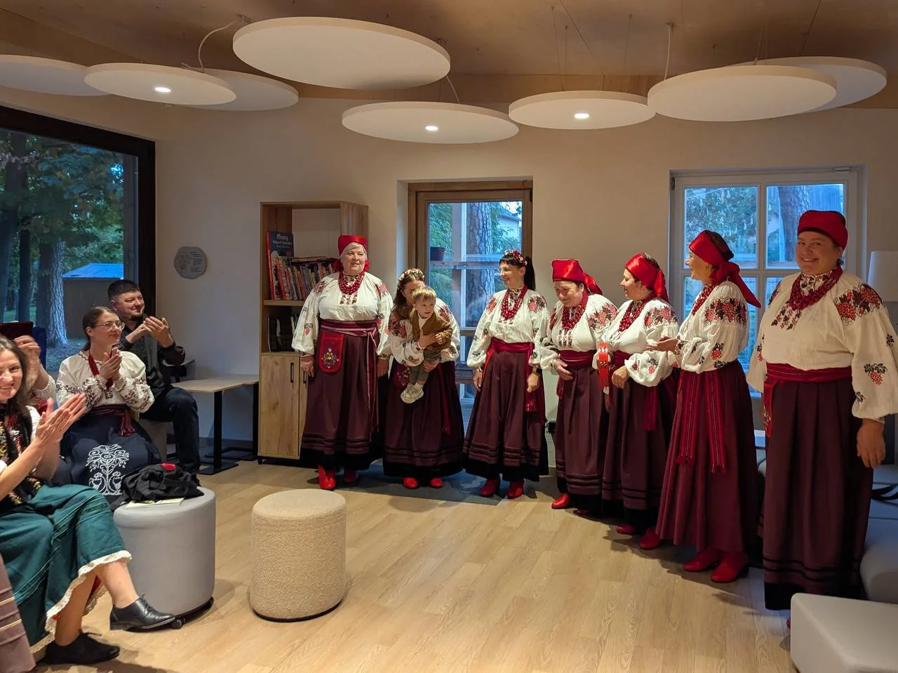 Folk singing therapy at the presentation of the “Map of Women’s Needs” in Bucha