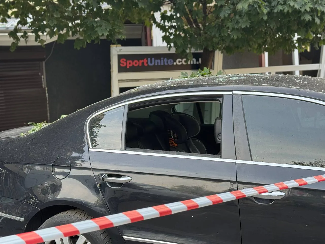 Пошкоджений автомобіль у Софіївській Борщагівці