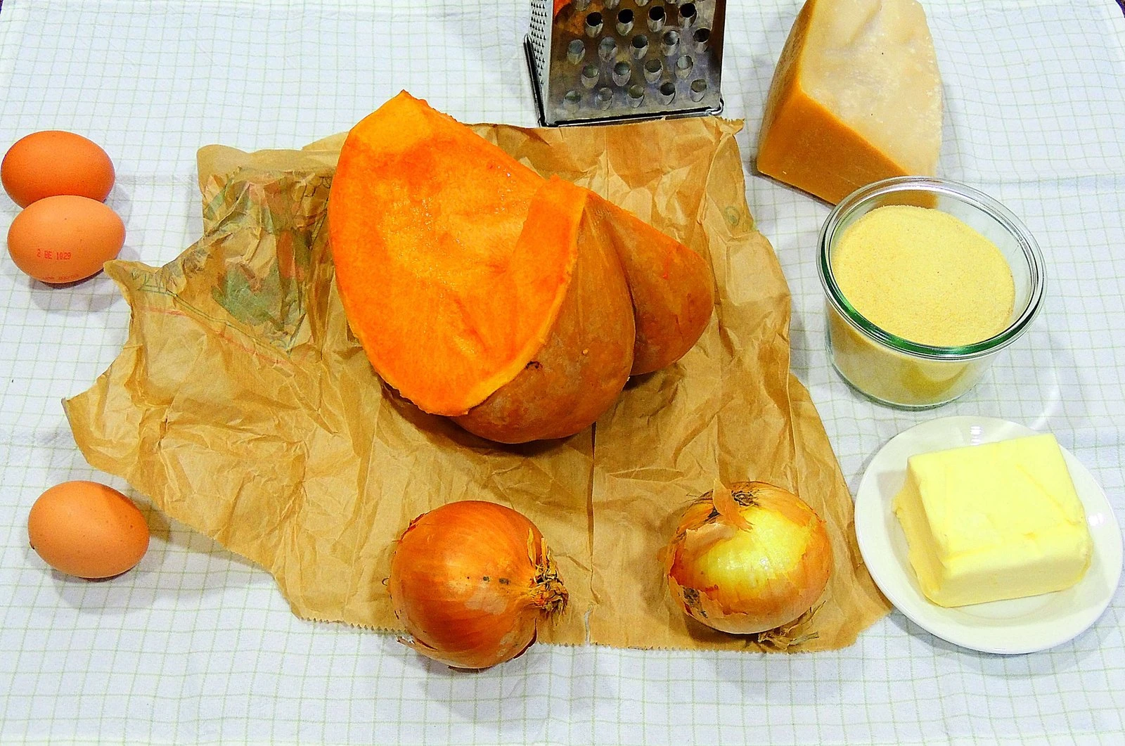 Ingredients for pumpkin gnocchi