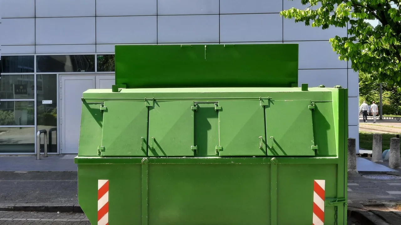 A container for bulky waste. Illustrative photo