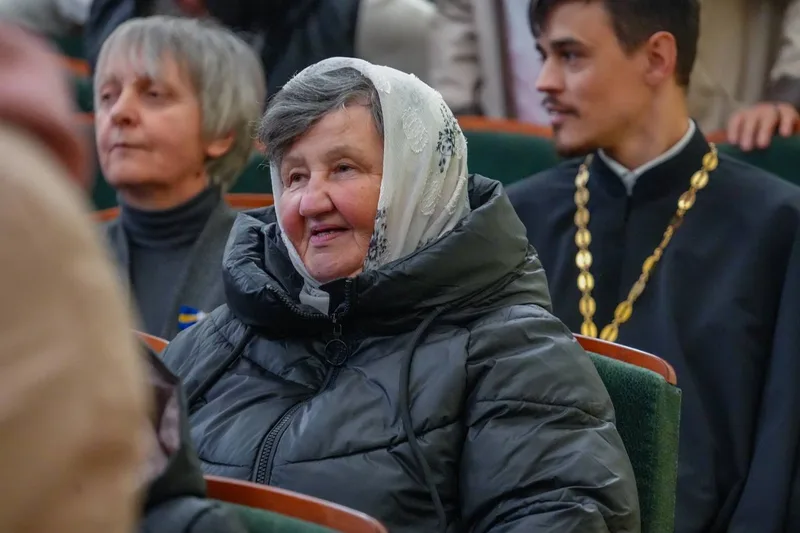 Гості свята в залі